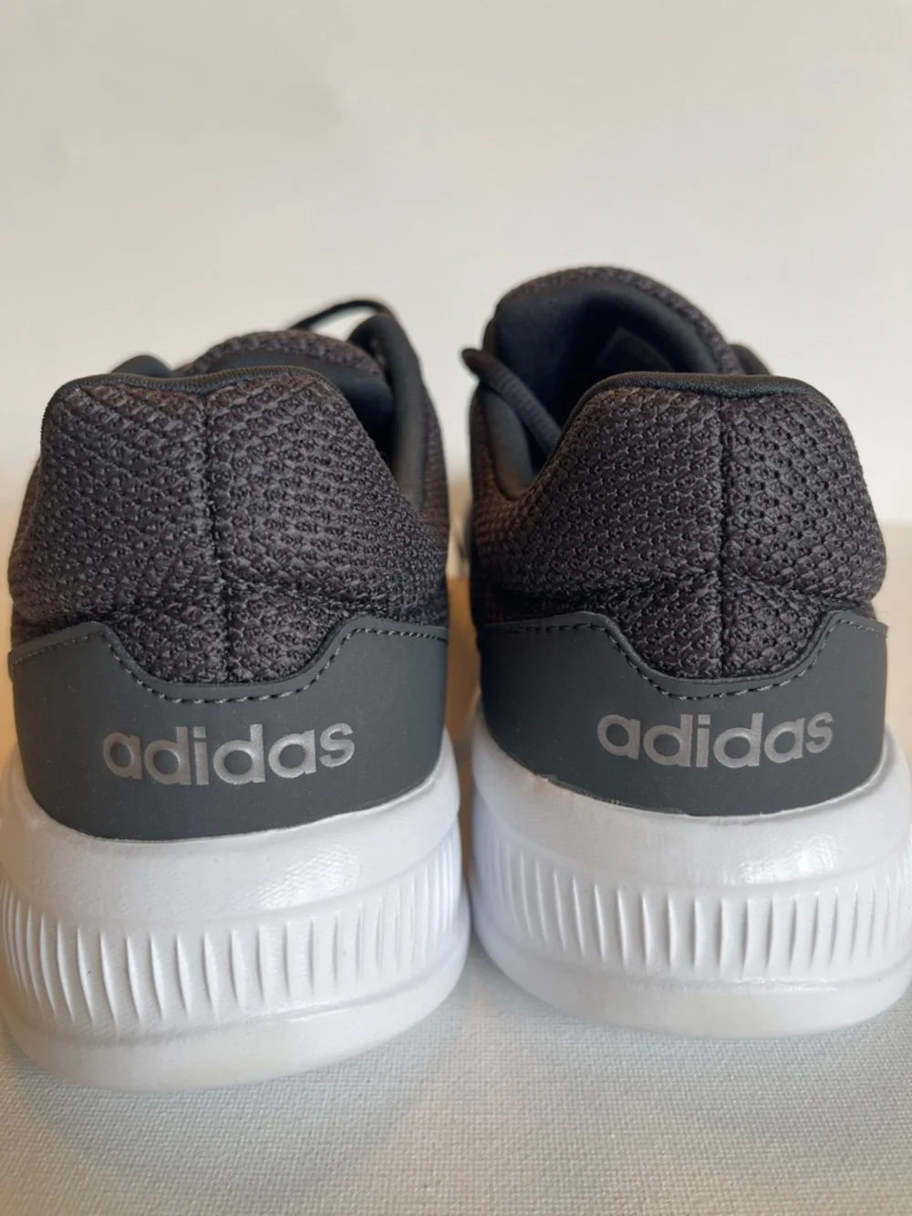 NIB ADIDAS WOMENS LITERACER CLN 2.0 SNEAKER CARBON/IRON METALLIC/CORE BLK SZ 8.5 - Picture 9 of 13